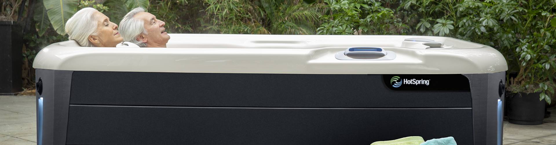 Choosing the Best Hot Tub for Lower Back Pain